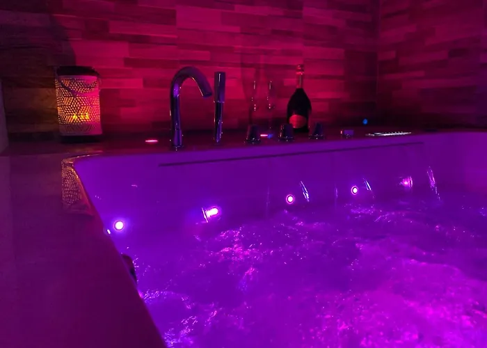 Cosy Jacuzzy Luxe Gare De Апартаменты Тулон