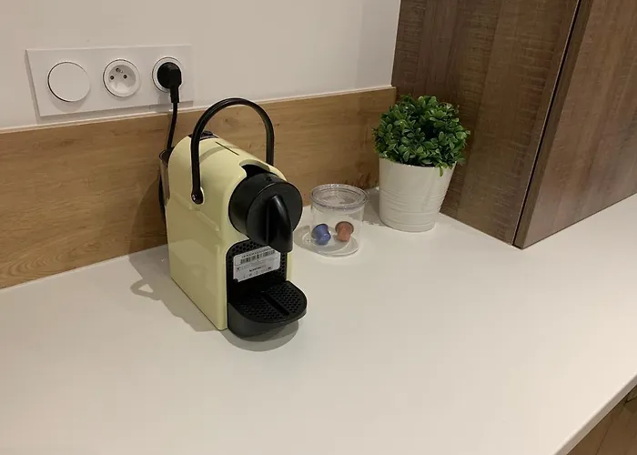 Апартаменты Cosy Jacuzzy Luxe Gare De Тулон