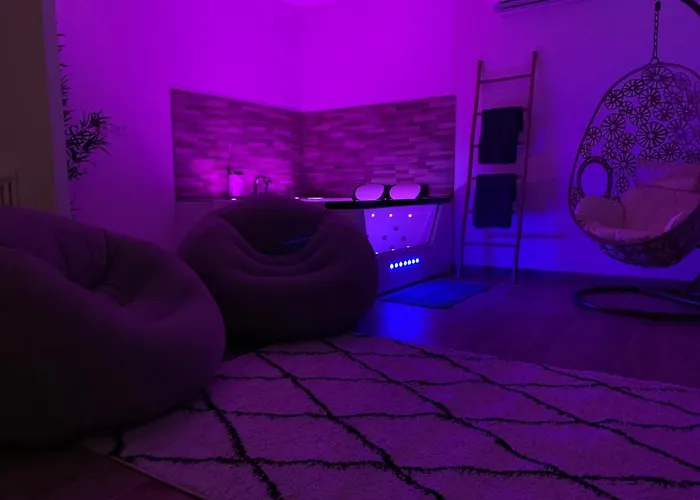 Cosy Jacuzzy Luxe Gare De